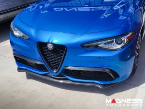 Alfa Romeo Giulia Front Canards - Carbon Fiber - V2 - Feroce Carbon - Sport/ Ti/ Veloce
